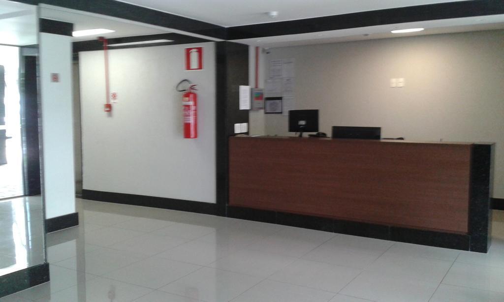 Flat California Aparthotel Belo Horizonte Buitenkant foto